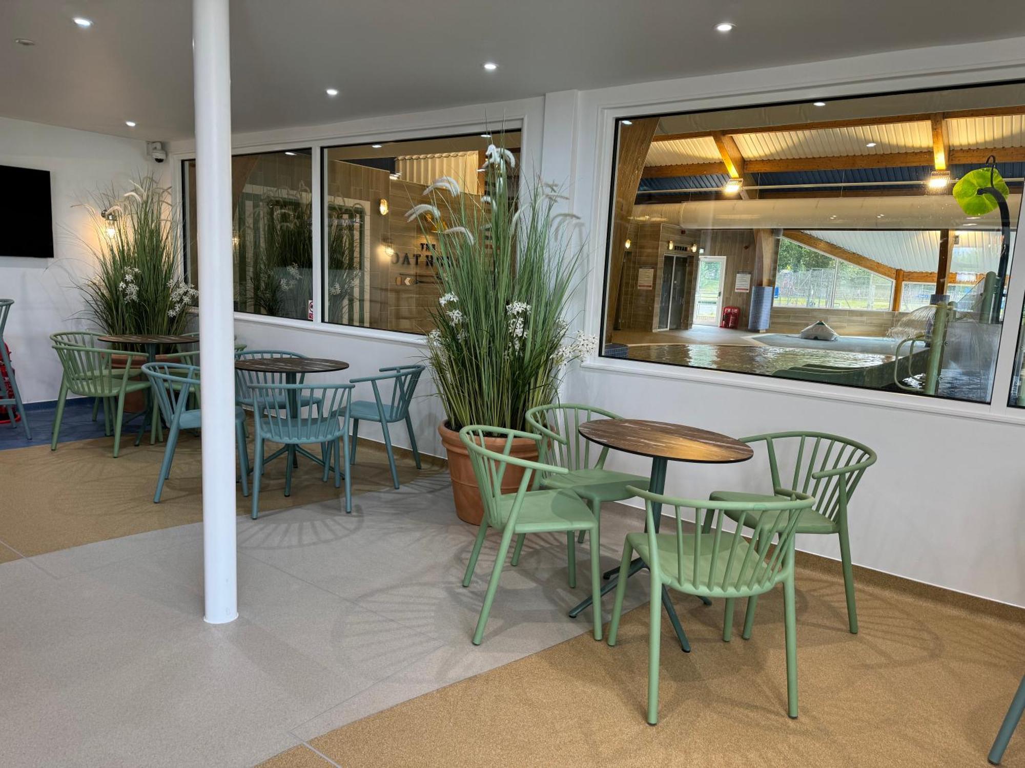 Puddleducks, Dog Friendly Hot Tub Lodge South Cerney Exterior foto